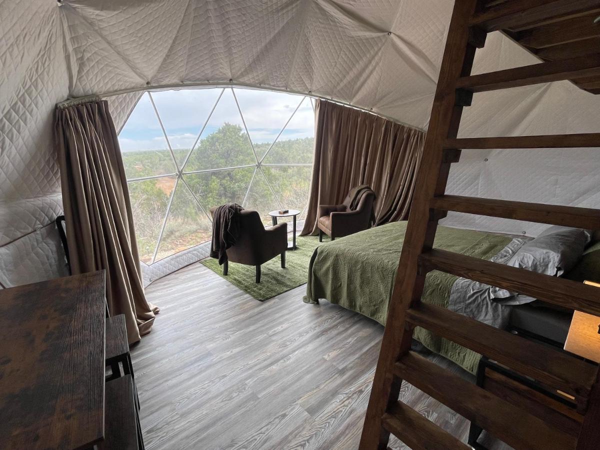 Canyon Rim Domes - A Luxury Glamping Experience!! Monticello Zewnętrze zdjęcie