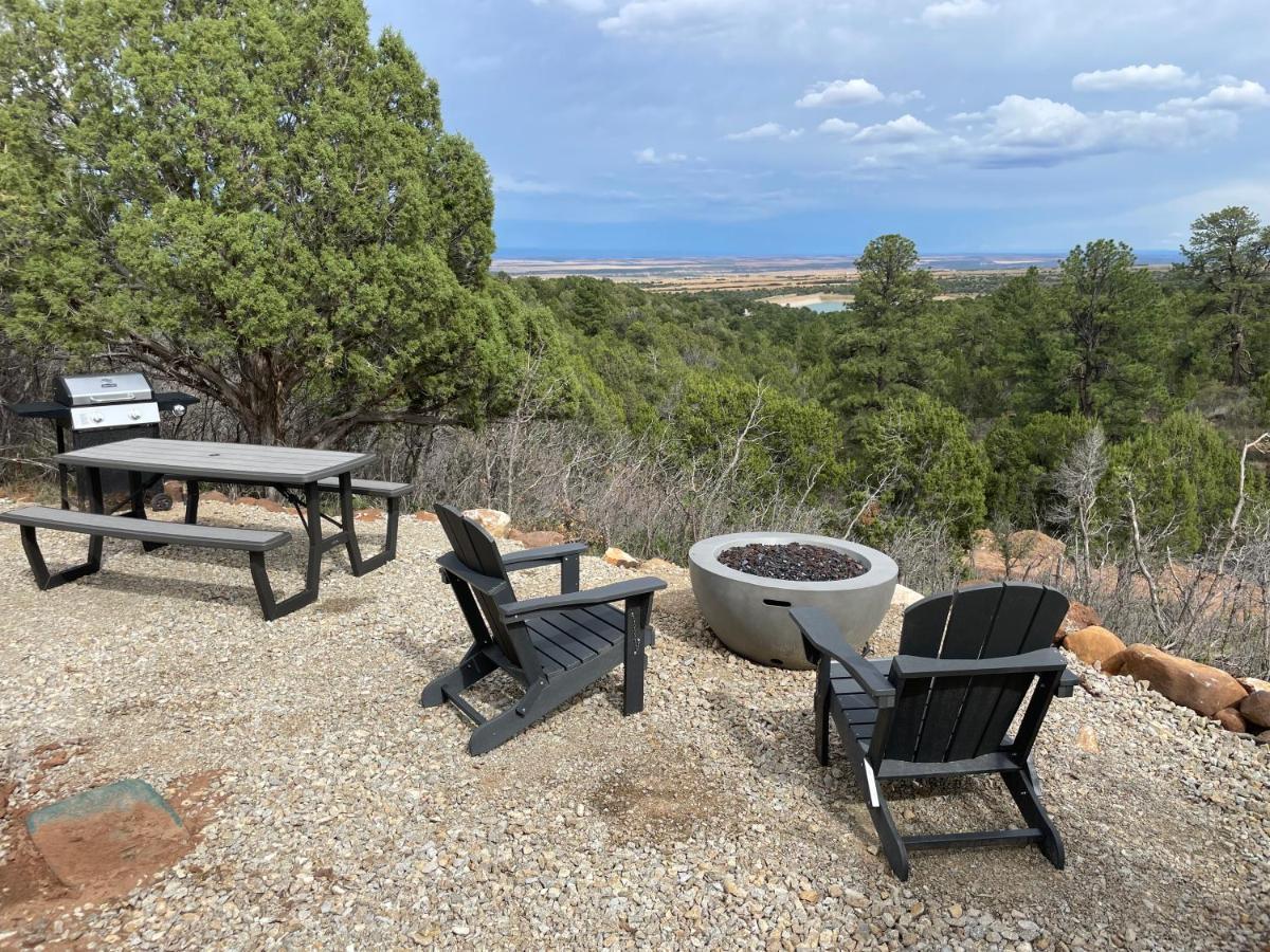 Canyon Rim Domes - A Luxury Glamping Experience!! Monticello Zewnętrze zdjęcie