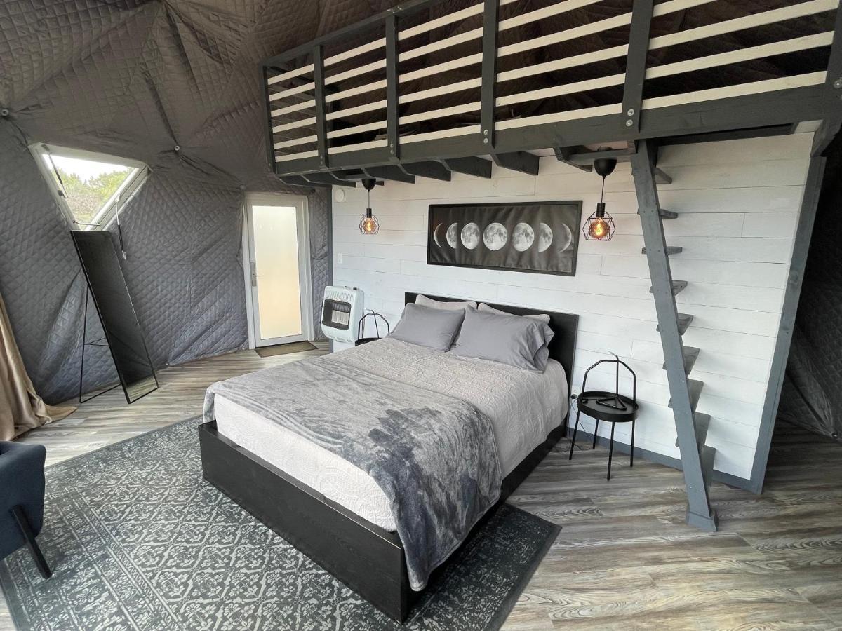 Canyon Rim Domes - A Luxury Glamping Experience!! Monticello Zewnętrze zdjęcie