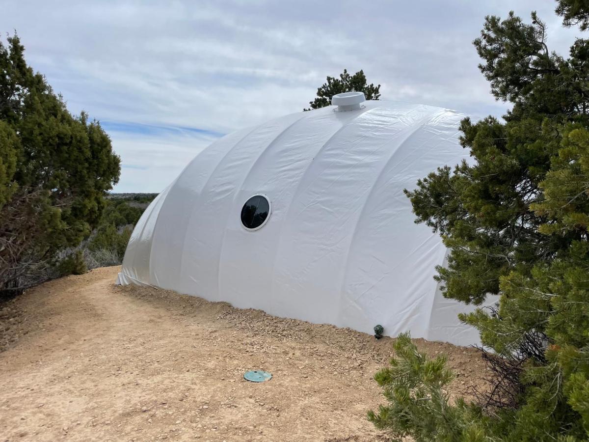 Canyon Rim Domes - A Luxury Glamping Experience!! Monticello Zewnętrze zdjęcie